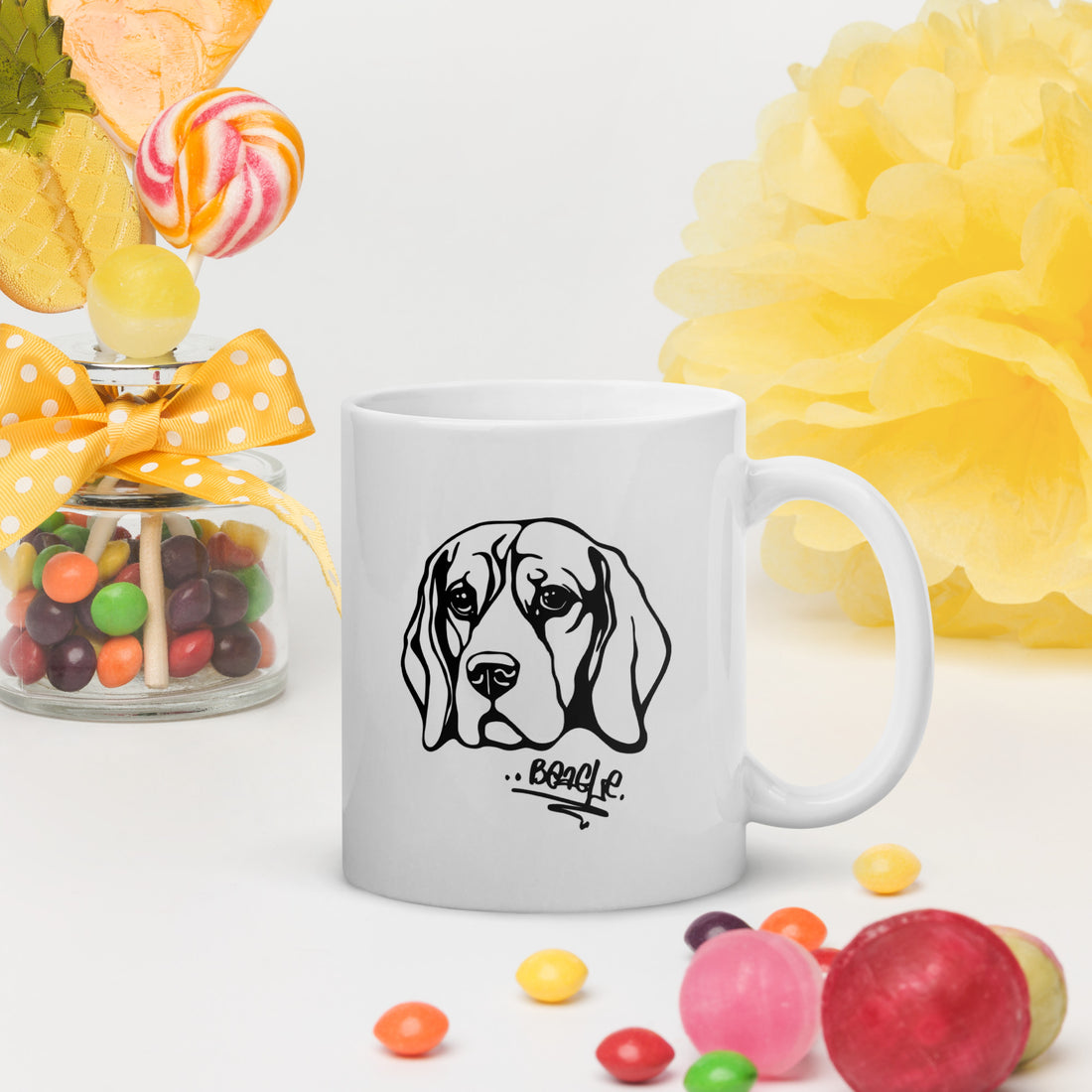 White glossy mug Beagle
