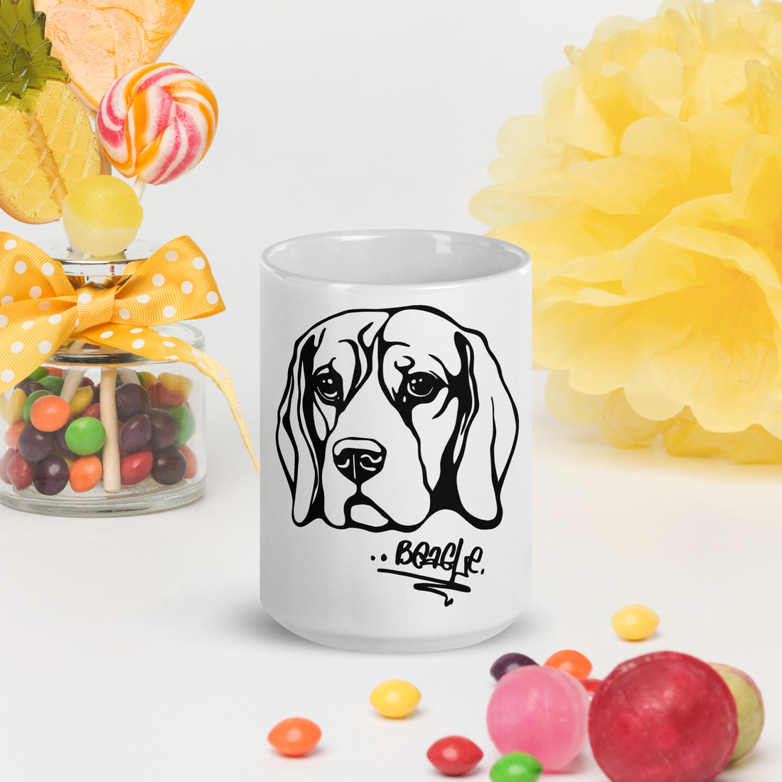 White glossy mug Beagle